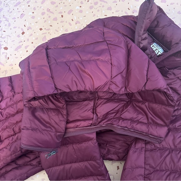 32 Degrees Long Ultralight Down Packable Maroon Coat - Picture 8 of 8